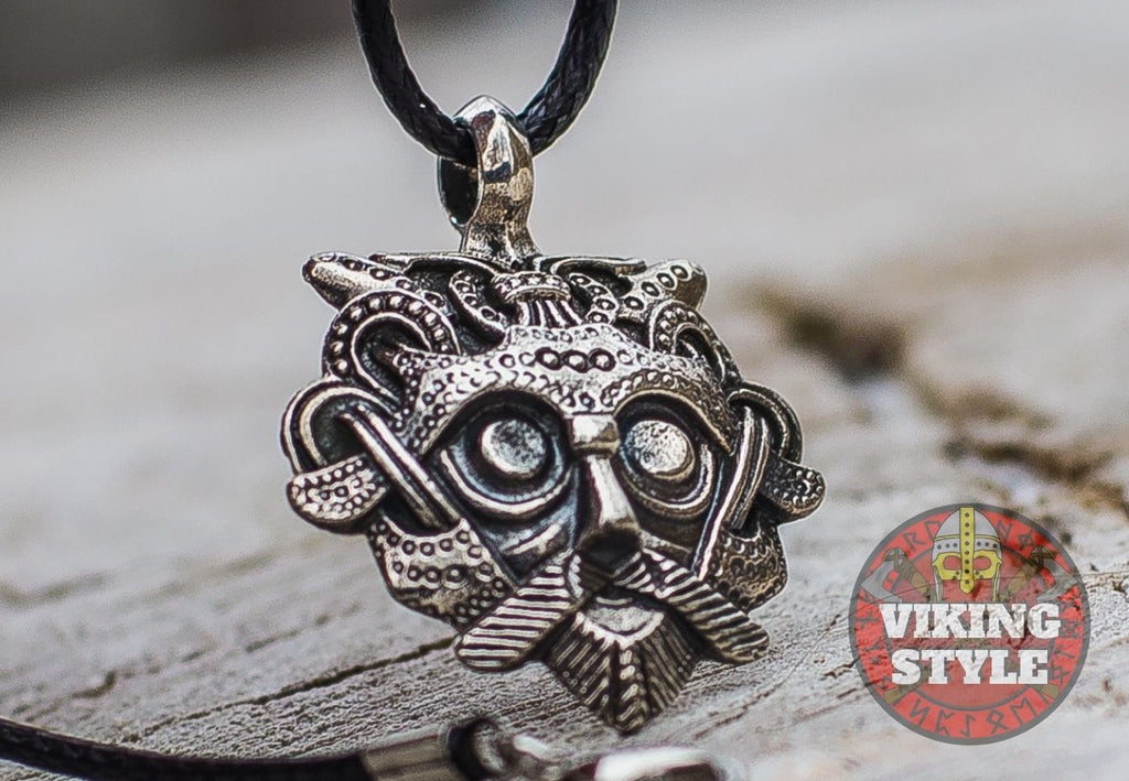 Gnezdovo Mask Pendant - 925 Silver — VikingStyle
