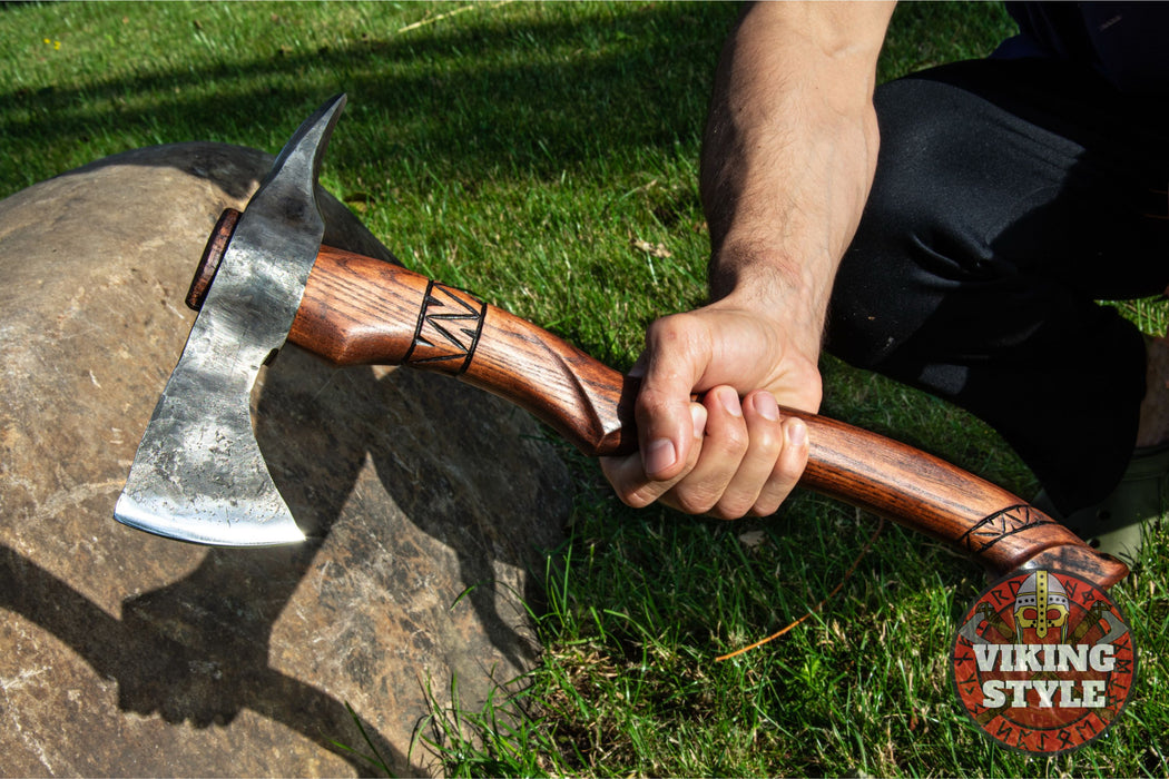 Handmade Throwing Axe - Bjorn