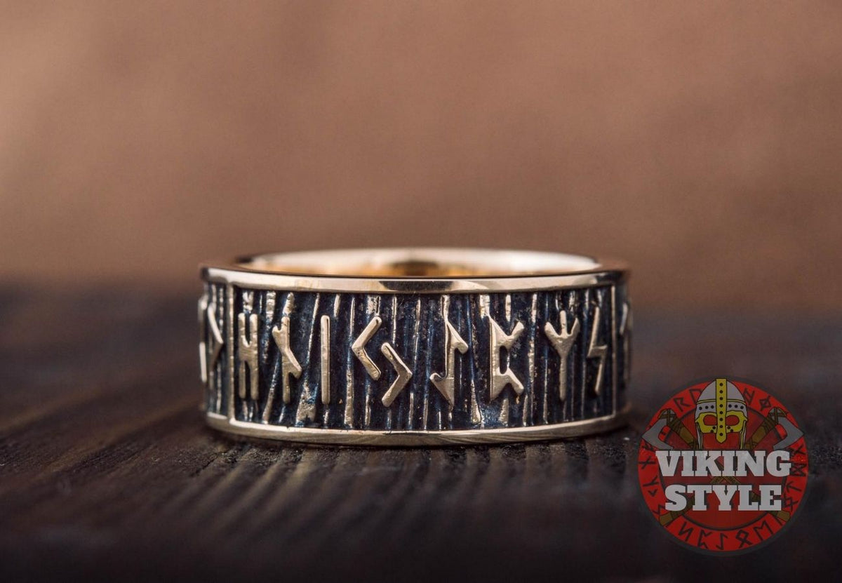Rune Ring II - Bronze — VikingStyle