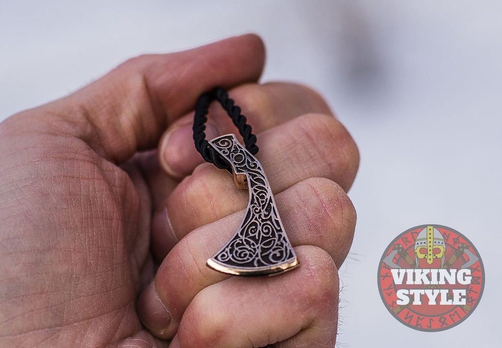 Perun Axe Head Pendant II - Bronze