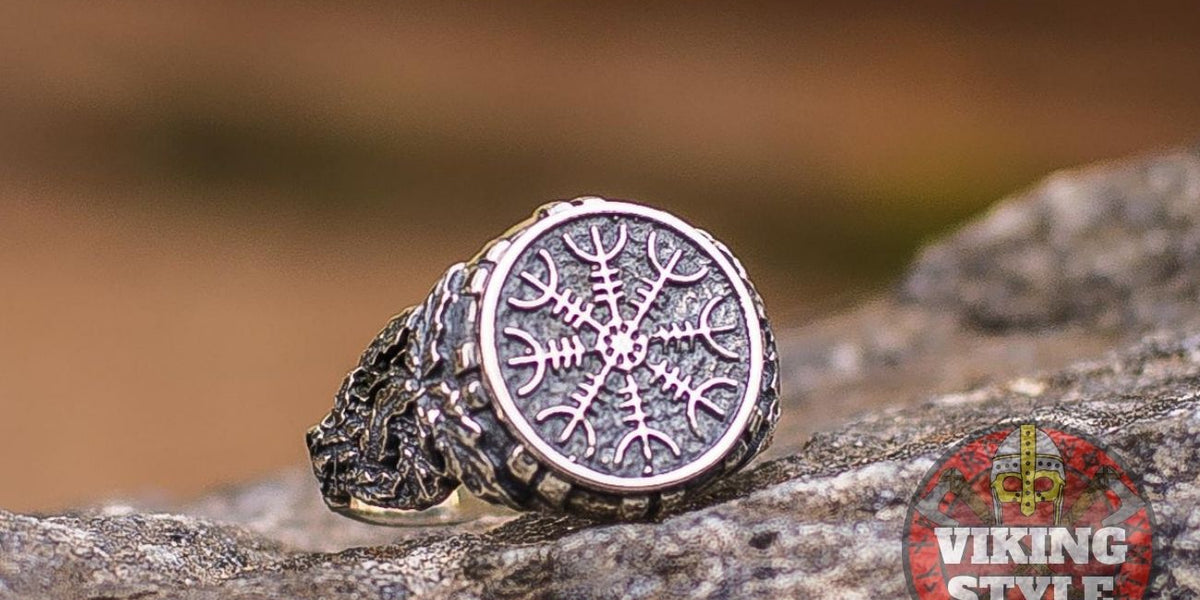 Ægishjálmur Ring - Oak Leaves, 925 Silver — VikingStyle