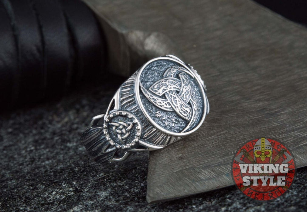 Tri-Horn Ring - Triqueta, 925 Silver