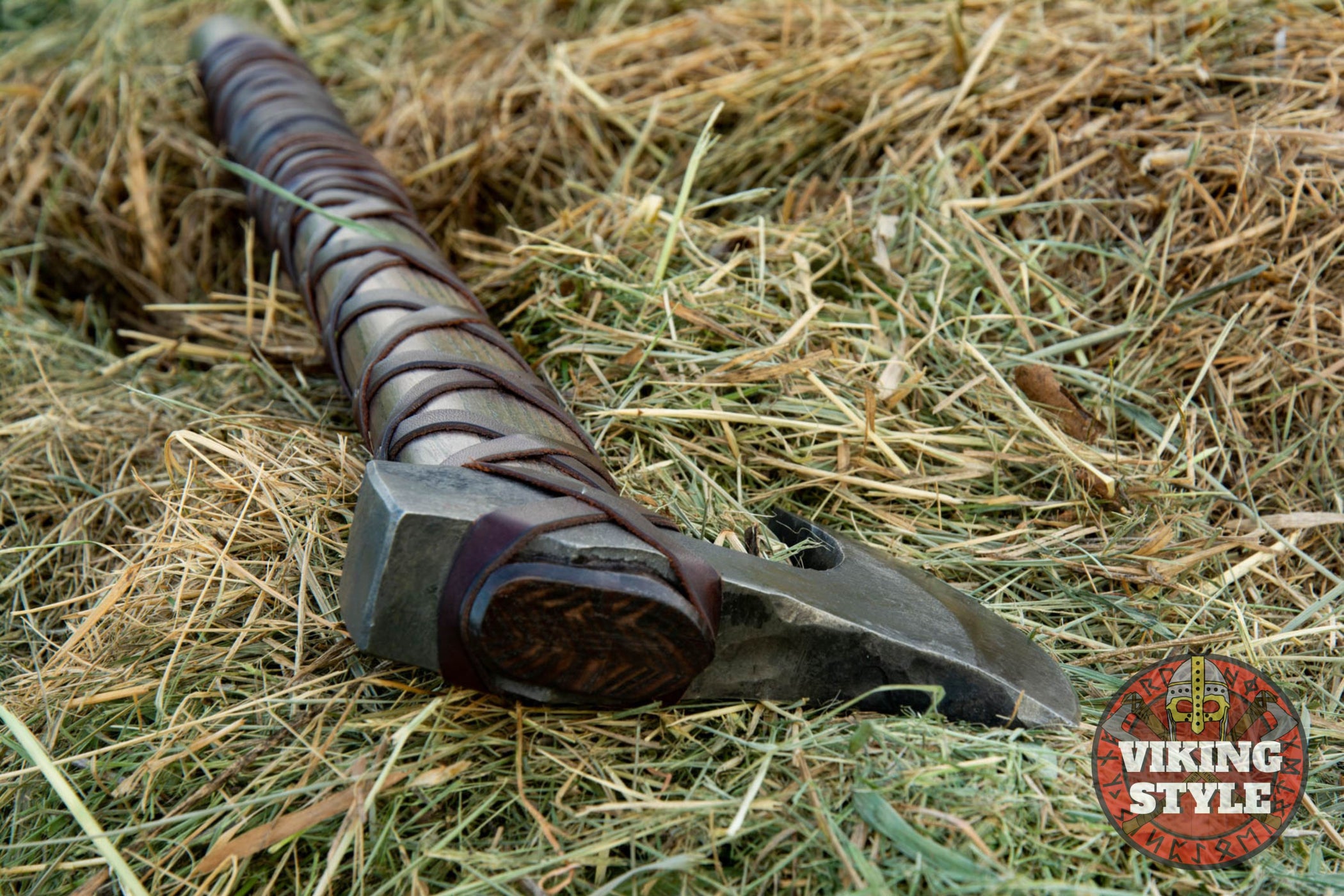 Hand Forged Ragnar Axe — VikingStyle