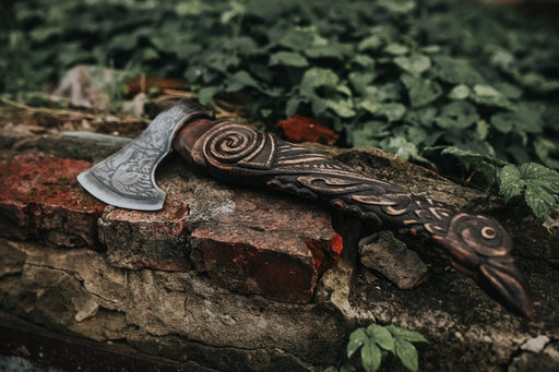 Handmade Viking Axe - Huginn & Muninn - VikingStyle