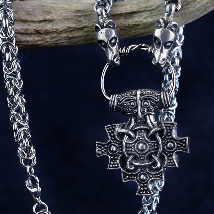 Hiddensee Pendant with King's Chain
