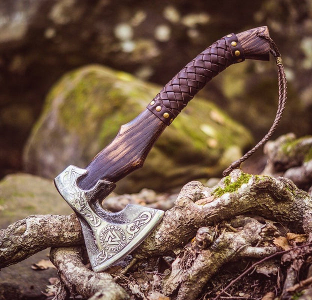 Valknut Viking Axe — VikingStyle